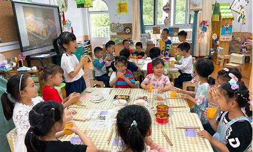 幼儿园美食分享朋友圈文案_幼儿园午餐文案简短温馨